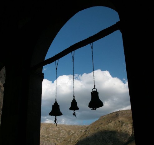 Vardzia Glocken