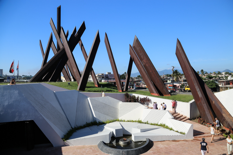 Santiago, Plaza de Revolución