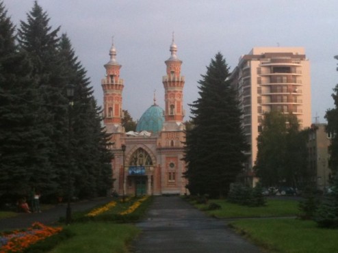 Moschee am Fluß Terek